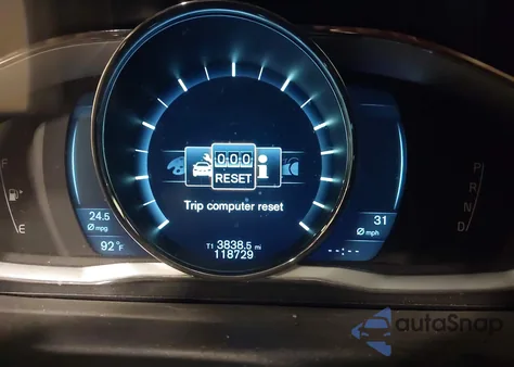 2014 Volvo S60 T5 Platinum из США, поврежденный, VIN YV1612FH6E2296700